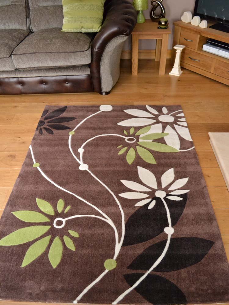 Romance Brown Cream And Green Leaf Design Rug. Available in 6 Sizes