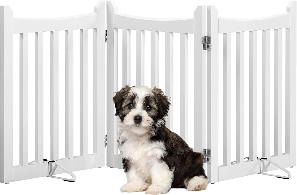 Yaheetech Wooden Dog Gate Indoor 3 Panels 61 cm H 152 cm L White