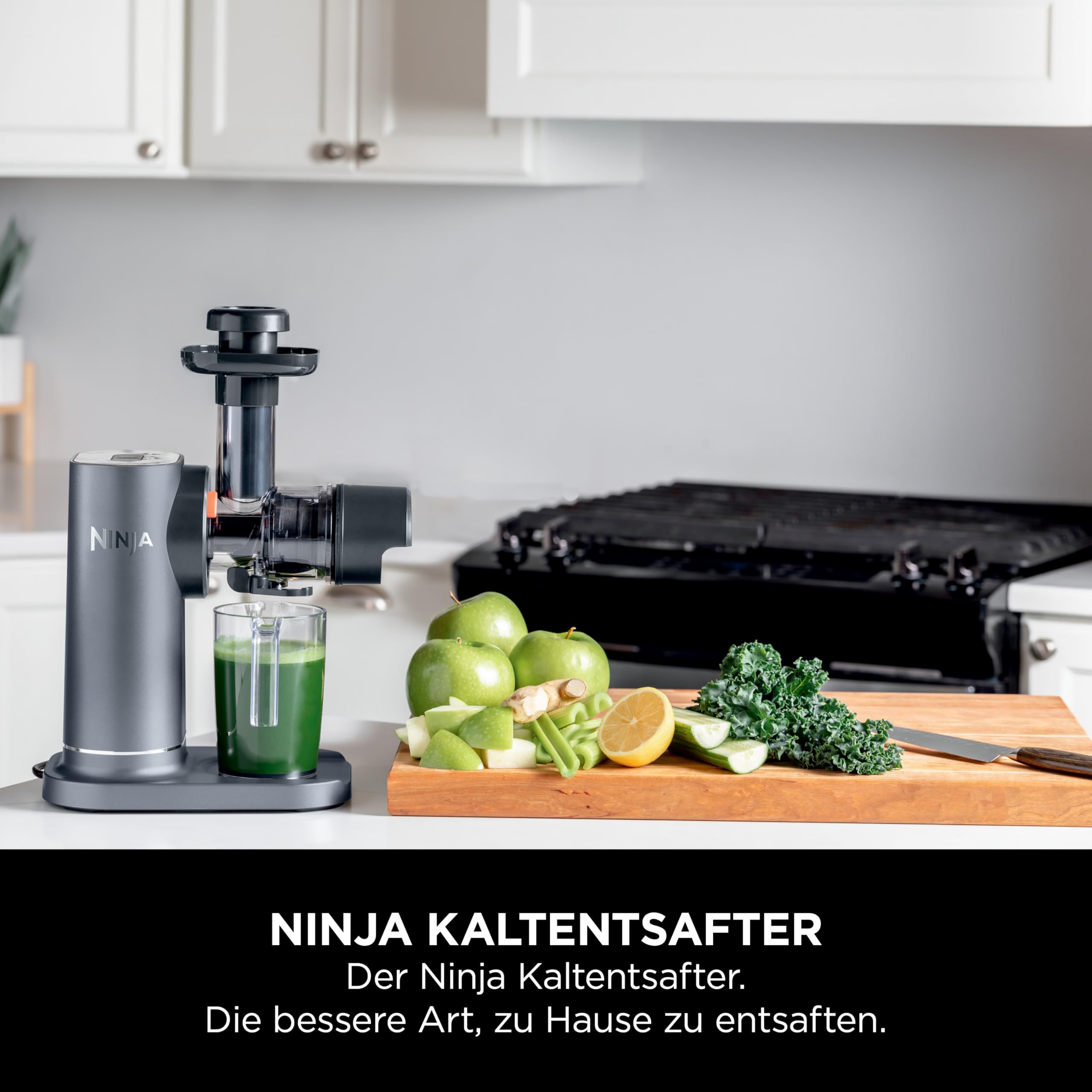 Ninja Kaltpresse-Entsafter Gemüse und Obst mit 700-ml-Becher & 1,1-L-Fruchtfleischbehälter, für frische Säfte, Drinks & Wellness-Shots, kompakt, spülmaschinenfest & abnehmbare Teile, Grau JC151EU 2
