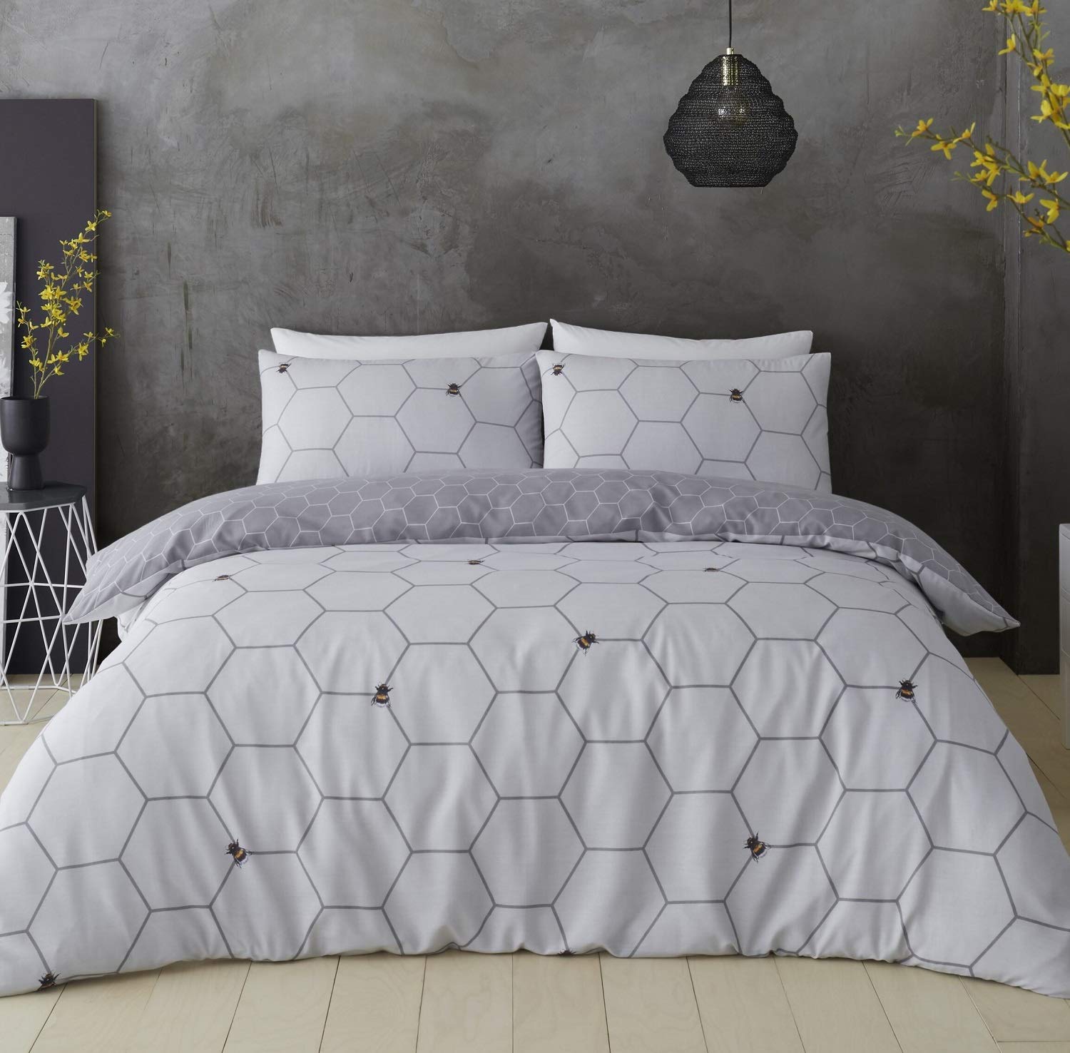 GAVENO CAVAILIA Reversible Printed Design Bee Happy Duvet Cover, Easy Care Quilt Set, Soft Cosy Bedding, Double, Grey, Polycotton, 11582052