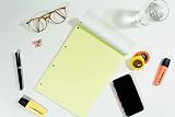 Silvine A4 Yellow Dyslexia Refill Pad 100 Pages Lined with Margin view 6