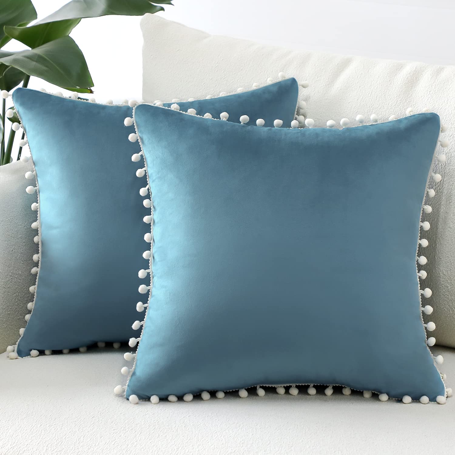 Sungeek Pack of 2 Decorative Cushion Covers Soft Velvet Pompoms Pillow Covers with Invisible Zipper Square Home Decor Throw Pillow Cases for Sofa Bedroom Living Room 60x60cm Light Blue