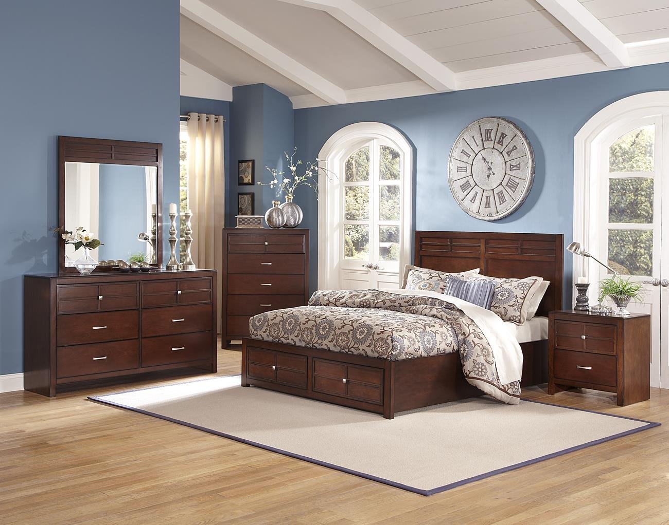 Amazon Com Kirkwood 5 Piece Queen Storage Bedroom Set With