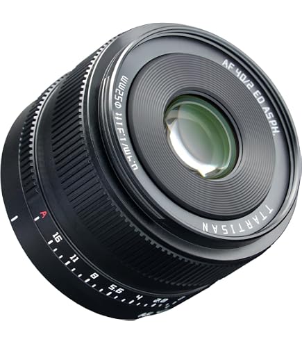 Pentax Super Multi-Coated Takumar 24mm f3.5 Lens m42 with Hood