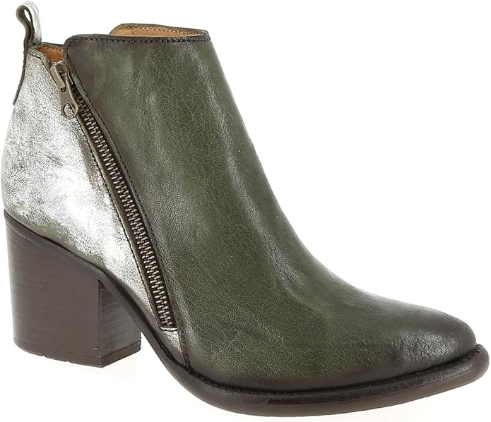 boots little la suite