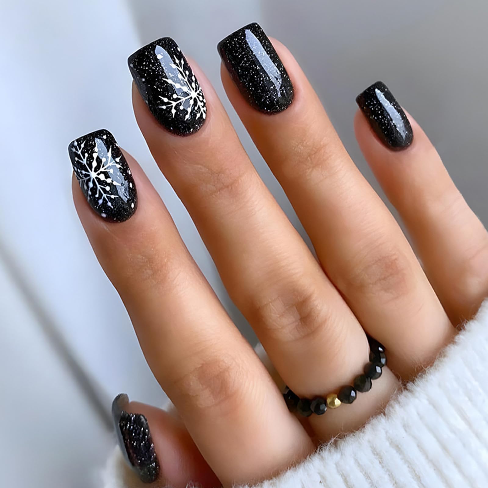 Ceboic 24Pcs Christmas Press on Nails Short, Glossy Square False Nails with Snowflakes Designs, Black Stick on Nails Full Cover Acrylic Fake Nails for Women DIY Christmas Nail Decorations