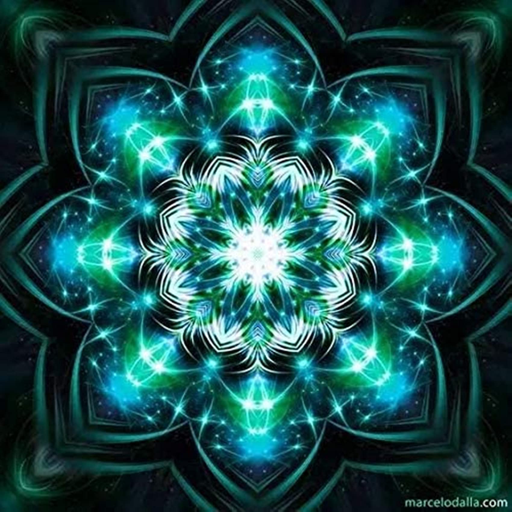 ABEUTY 5D Diamond Painting DIY Full Drill Rhinestones, Green Mandala Flower, Paint with Diamonds Crystal Diamond Art Kits (Green Mandala)