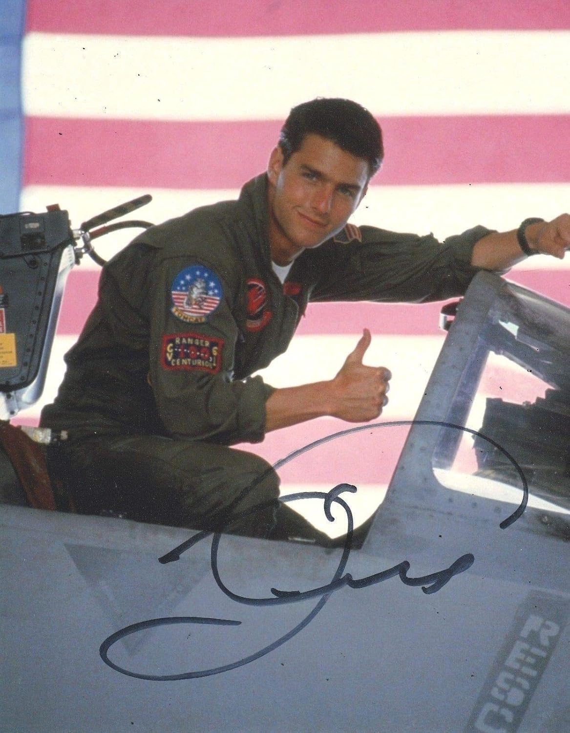 Photographs - Photo Tom Cruise Autograph Signed 8 x 10