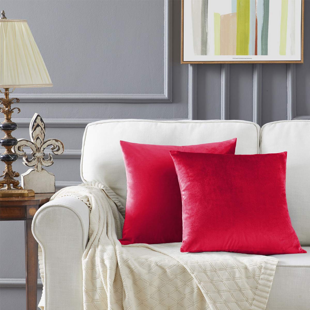 GIGIZAZA Velvet Red Cushion Covers 16 x 16 inches Decorative Square Soft Throw Pillowcases 40 x 40cm for Sofa Bedroom Living room 2 pack