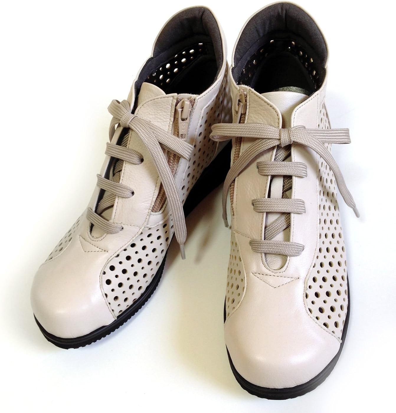 Mio Comfort 婦人靴 Net サマーブーツ 本革 レースアップ サイドファスナー パンチング 幅広甲高４e 日本製 Mio Comfort ファッションサンダル Amazon