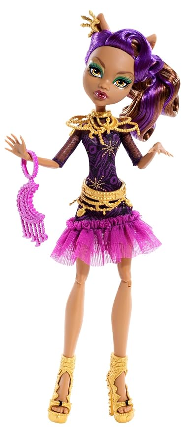 clawdeen wolf frights camera action