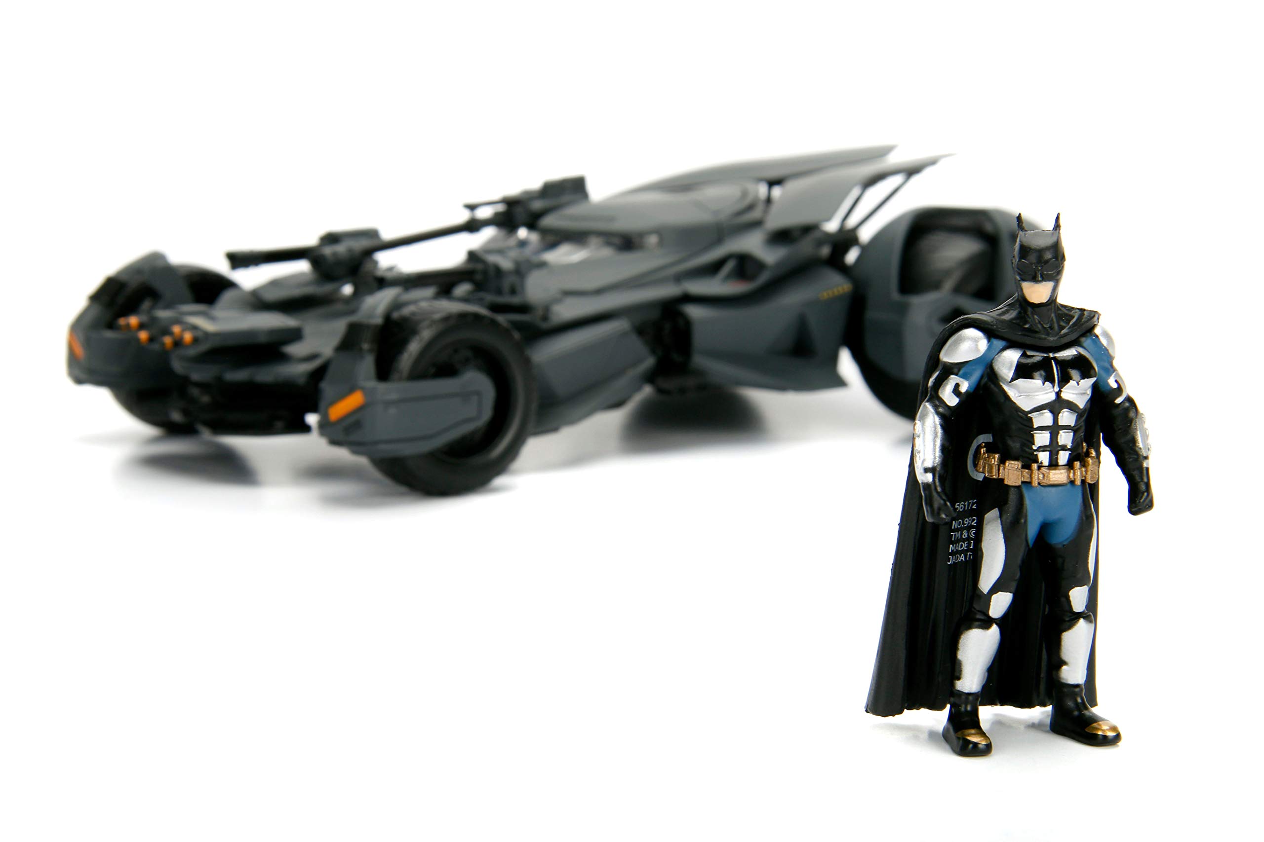 DC Comics 1:24 Justice League Batmobile Die-cast Car with 2.75" Batman Figure, Toys for Kids and Adults - Image 5
