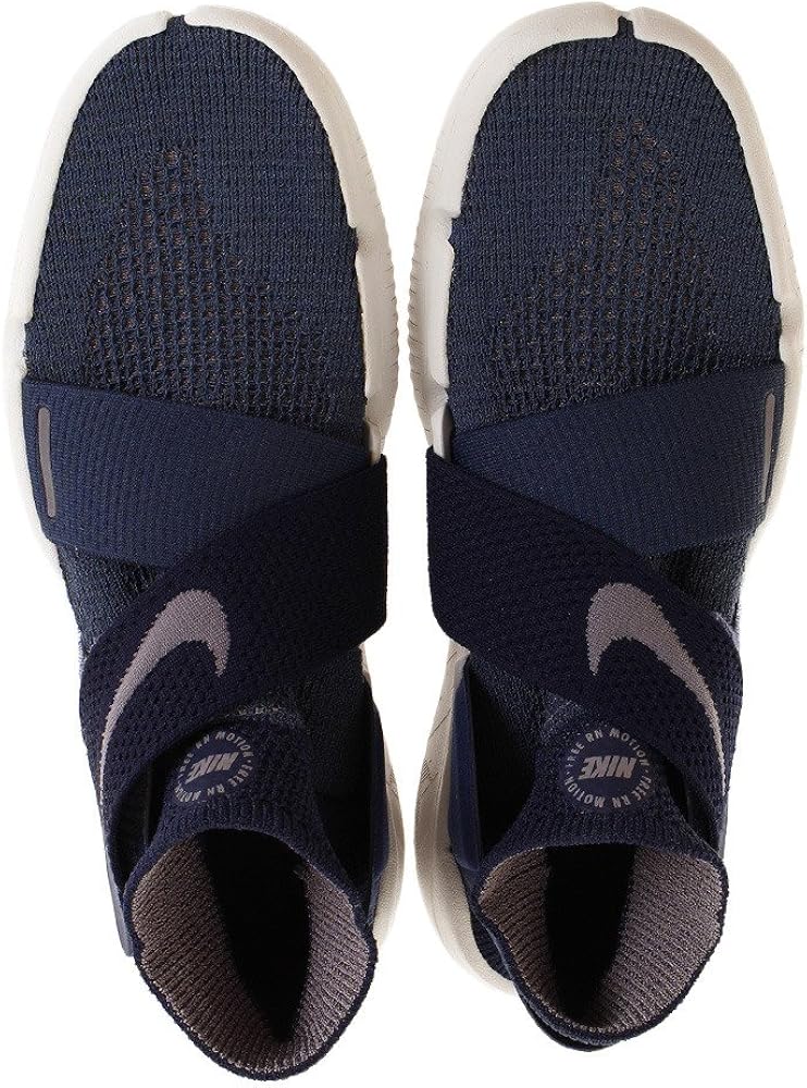 Amazon Com Nike Free Rn Motion Flyknit 2018 Sz 10 Mens Running Squadron Blue Gunsmoke Midnight Navy Shoes Road Running