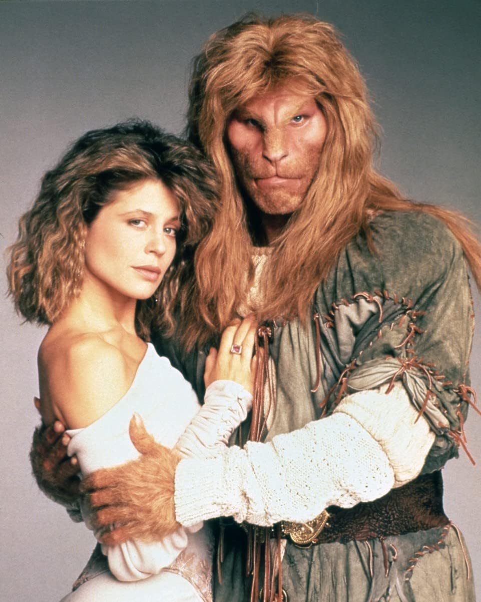 Photographs - Beauty and the Beast (TV) Ron Perlman, Linda Hamilton 10x8 Photo