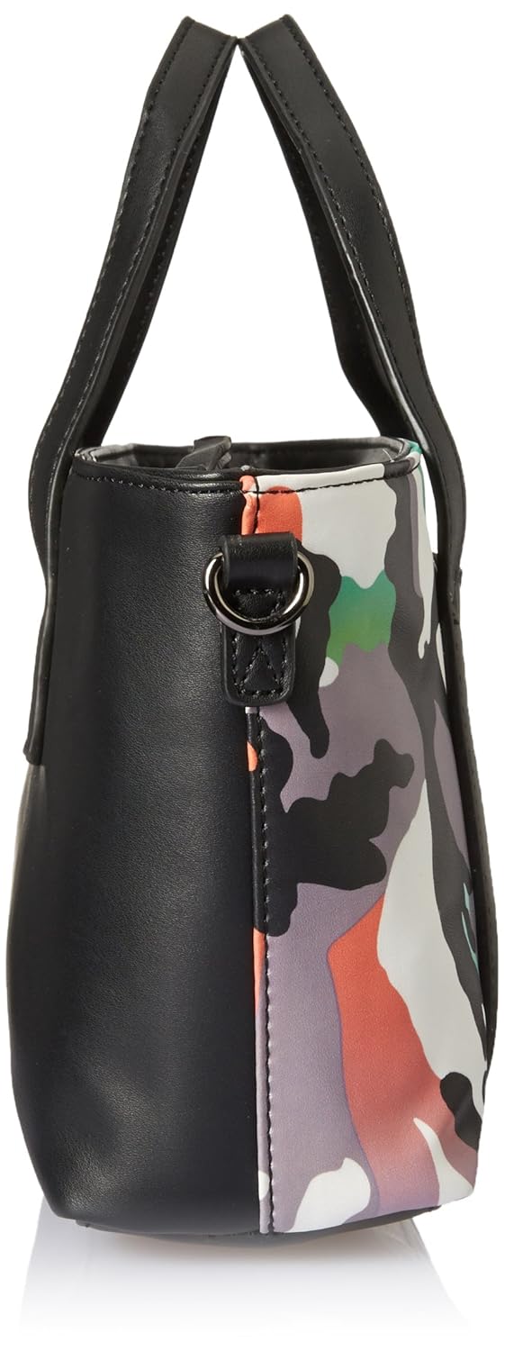 caprese donatella women's sling bag (camouflage) ()