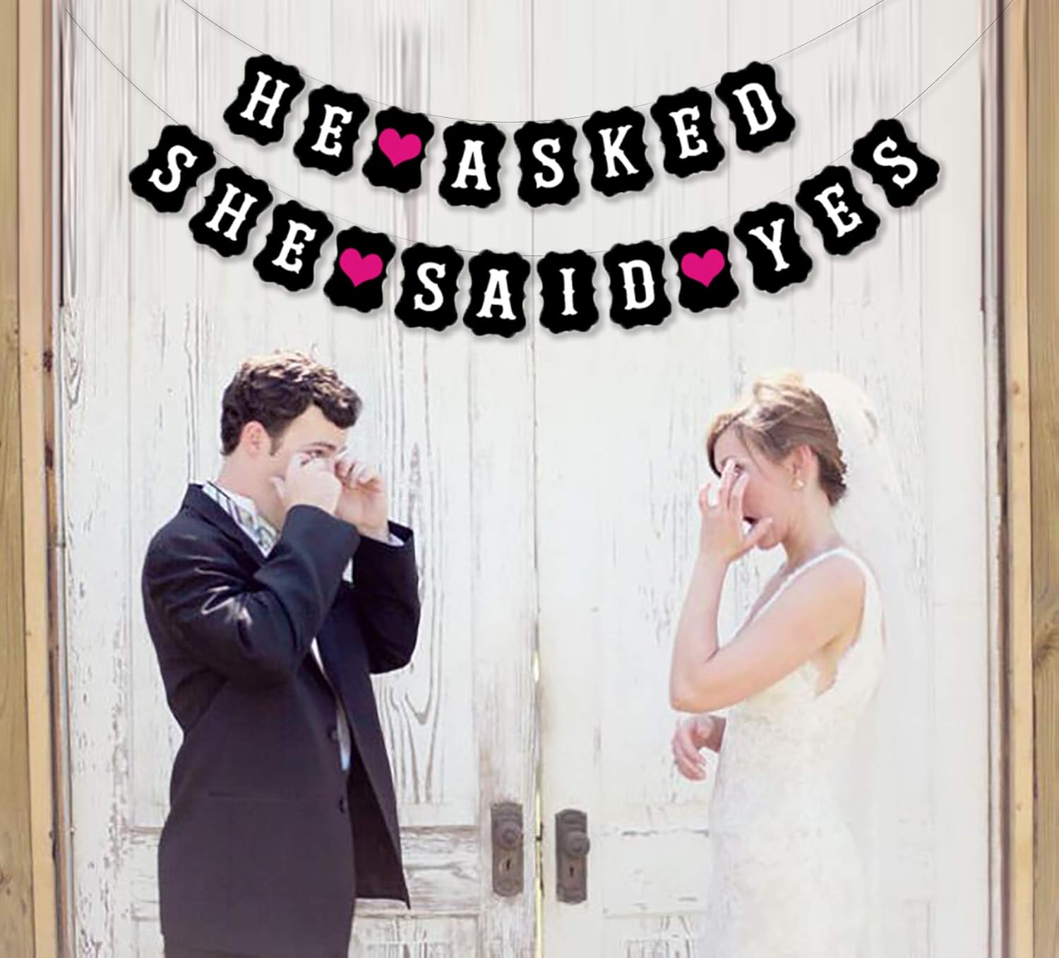 Невеста плачет. Невеста жених плачет. Жених плачет на свадьбе. Невеста жених плачет. Невеста уходит от жениха.