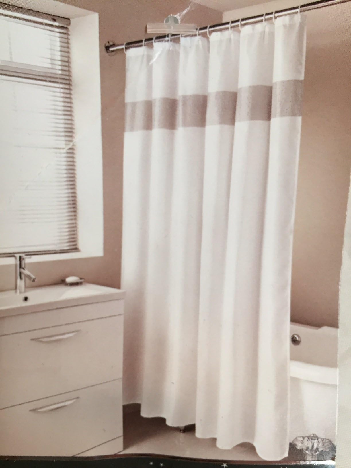 Bath Shop New The White & Grey Shower Curtain & 12 Hooks 180x180cm