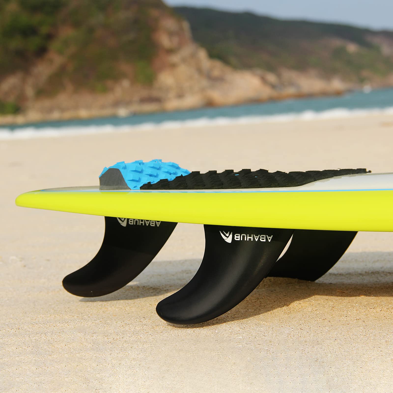 Abahub Surfboard Thruster Fins Set, Compatible with Future Style Fin Box, Fiberglass Reinforced High Performance 3 Fins for Surf Boards, Surfing Longboard, Shortboard, Black/Blue/White