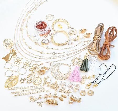Amazon チャーム福袋 アクセサリーチャーム45個以上 パーツ レジン ビジュー 手芸 ゴールド 613 チャーム アクセサリートップ 通販