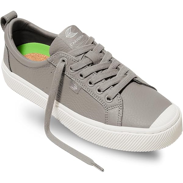 Amazon.com | Cariuma OCA Low Suede Sneakers, Comfortable  display picture 1
