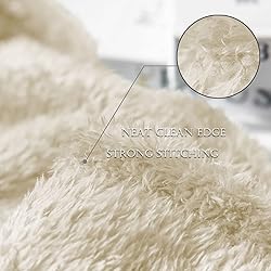 Exclusivo Mezcla Plush Fuzzy Fleece Throw Blanket