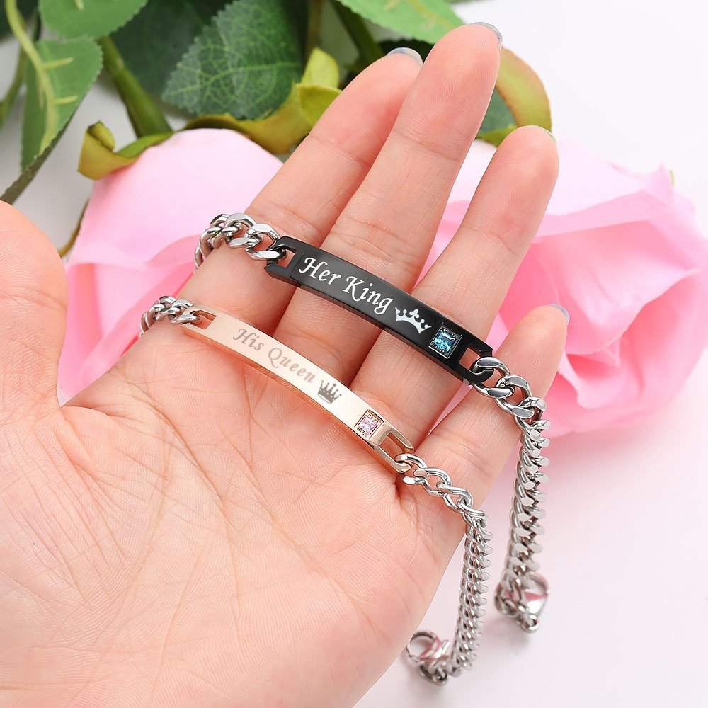 Gagafeel His Hers Matching Set Titanium Stainless Steel His Queen Her King Couple Bracelet 2 pcs with Gift Box (His Queen Her King)