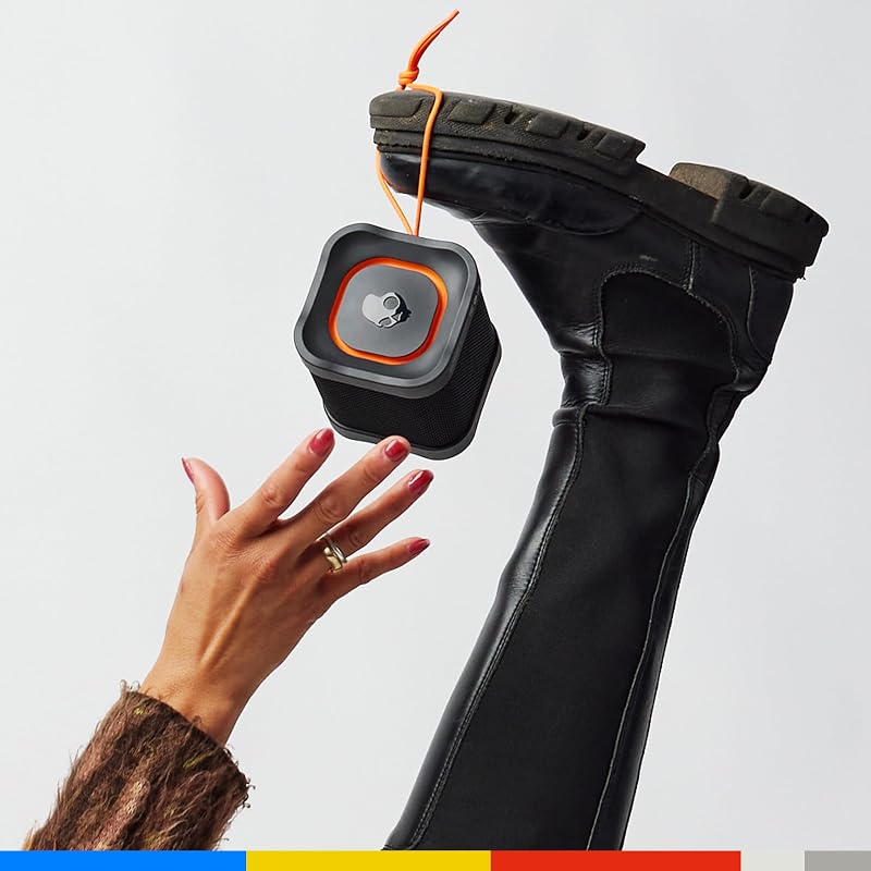 Terrain Mini Altavoz Portátil Inalámbrico con Bluetooth, Impermeabilidad IPX7, 14 Horas de Batería, True Wireless Stereo y Correa Integrada para Viajes y Uso en Exteriores - Negro