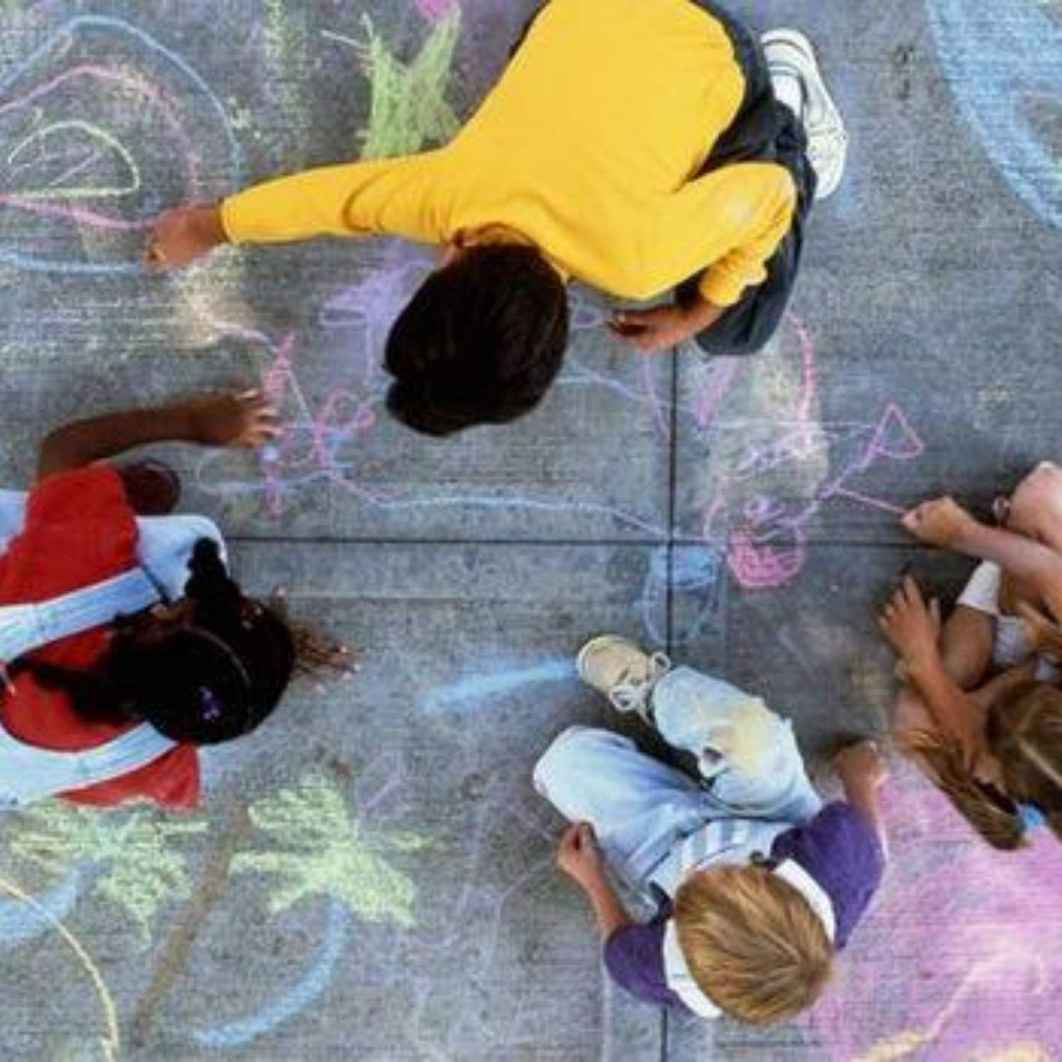 Chalk City Sidewalk Chalk, 20 Count, 7 Different Colors, Jumbo Chalk, Non-Toxic, Washable, Art Set: Office Products