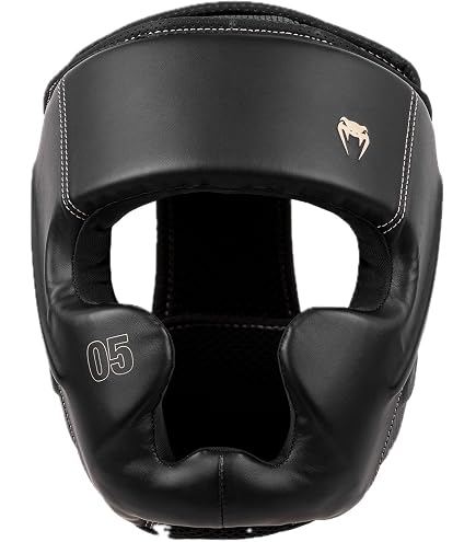 Amazon.com : Venum Impact Evo Boxing Gloves - Black, 10 oz