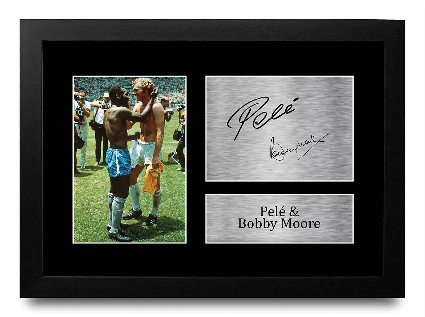 HWC Trading FR A4 Pele & Bobby Moore Iconic Footballers Gifts Printed Signed Autograph Picture for Football Fans and Supporters - A4 Framed