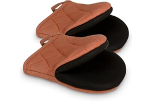 GOLDMEET 1 Pair Short Oven Mitts, Heat Resistant Silicone Kitchen Mini Oven Mitts for 500 Degrees, Non-Slip Grip Surfaces and Hanging Loop Gloves, Baking Grilling Barbecue Microwave Machine Washable