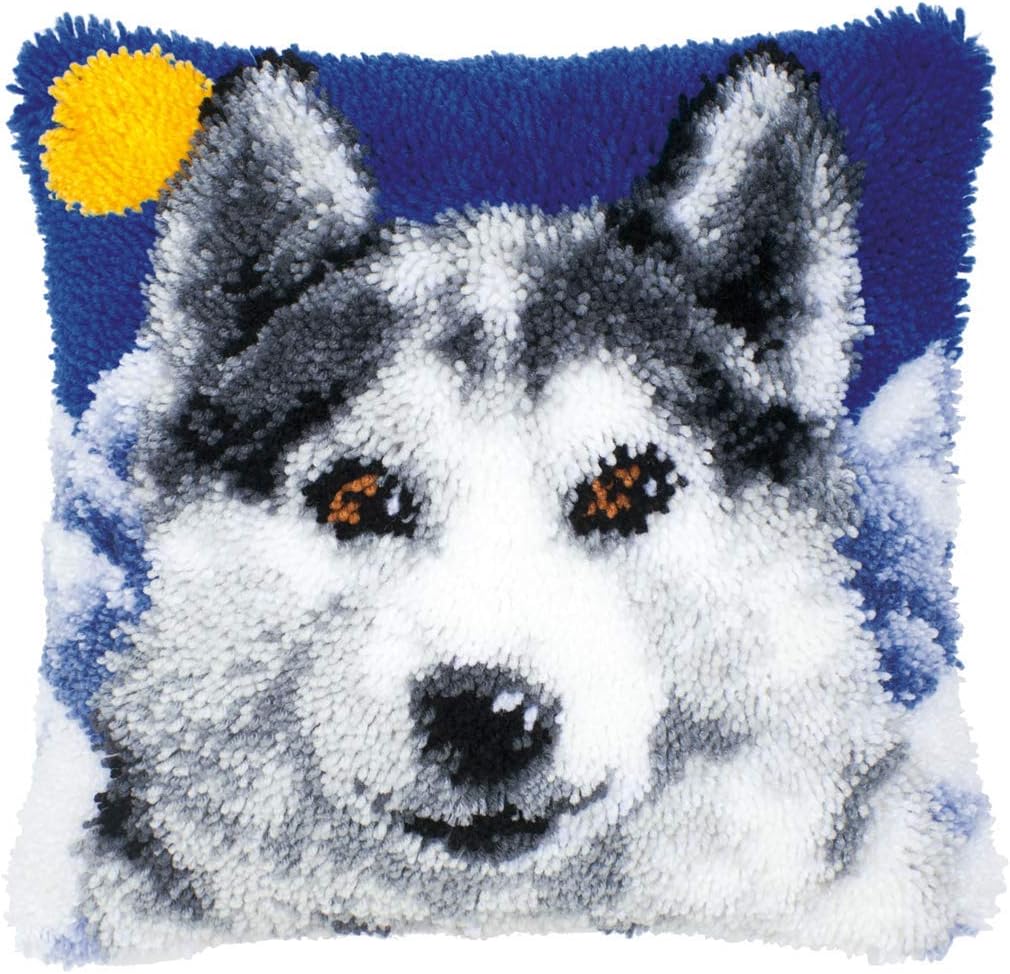 ROCKY&CHAO Latch Hook Wolf Cushion Kits, DIY Latch Hook Wolf Pillowcase Embroidery Kits for Beginners Adults Kids, Latch Hook Cushion Cover Needlework Crafts for Home Decor, Wolf, 43 X 43 cm