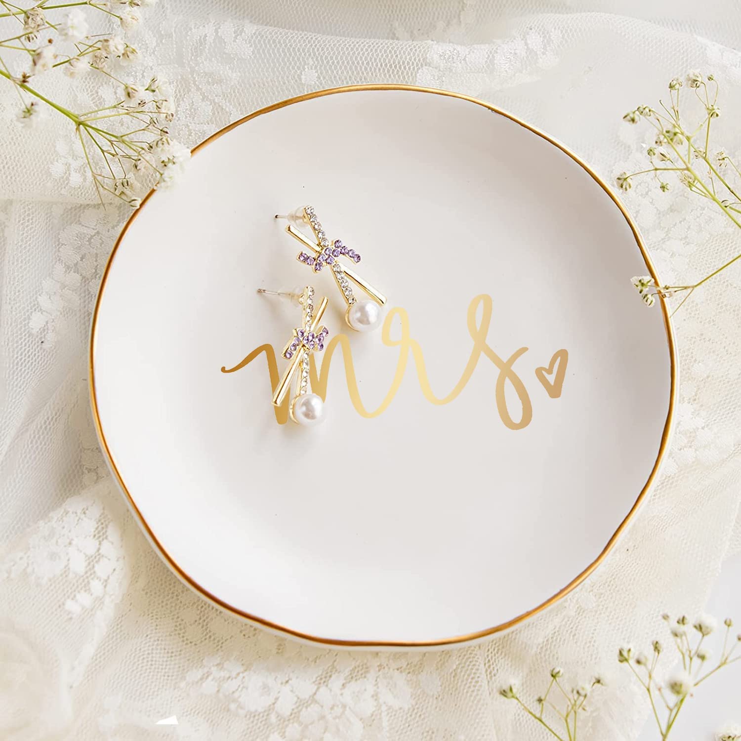 Titanape Mrs. Ring Trinket Dish Jewellery Dish Tray, Bride to Be Bridal Shower Gifts, Engagement Wedding Gifts, Bride Ring Holder