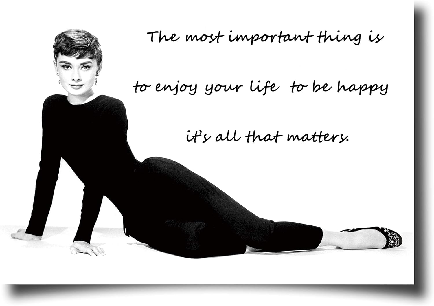 Amazon オシャレなインテリア ポップアート オードリーヘップバーン ポスター フレーム有or無 J007a4サイズ アートフレーム ポスター オンライン通販