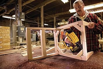 DEWALT DCN680B Brad Nailers product image 5