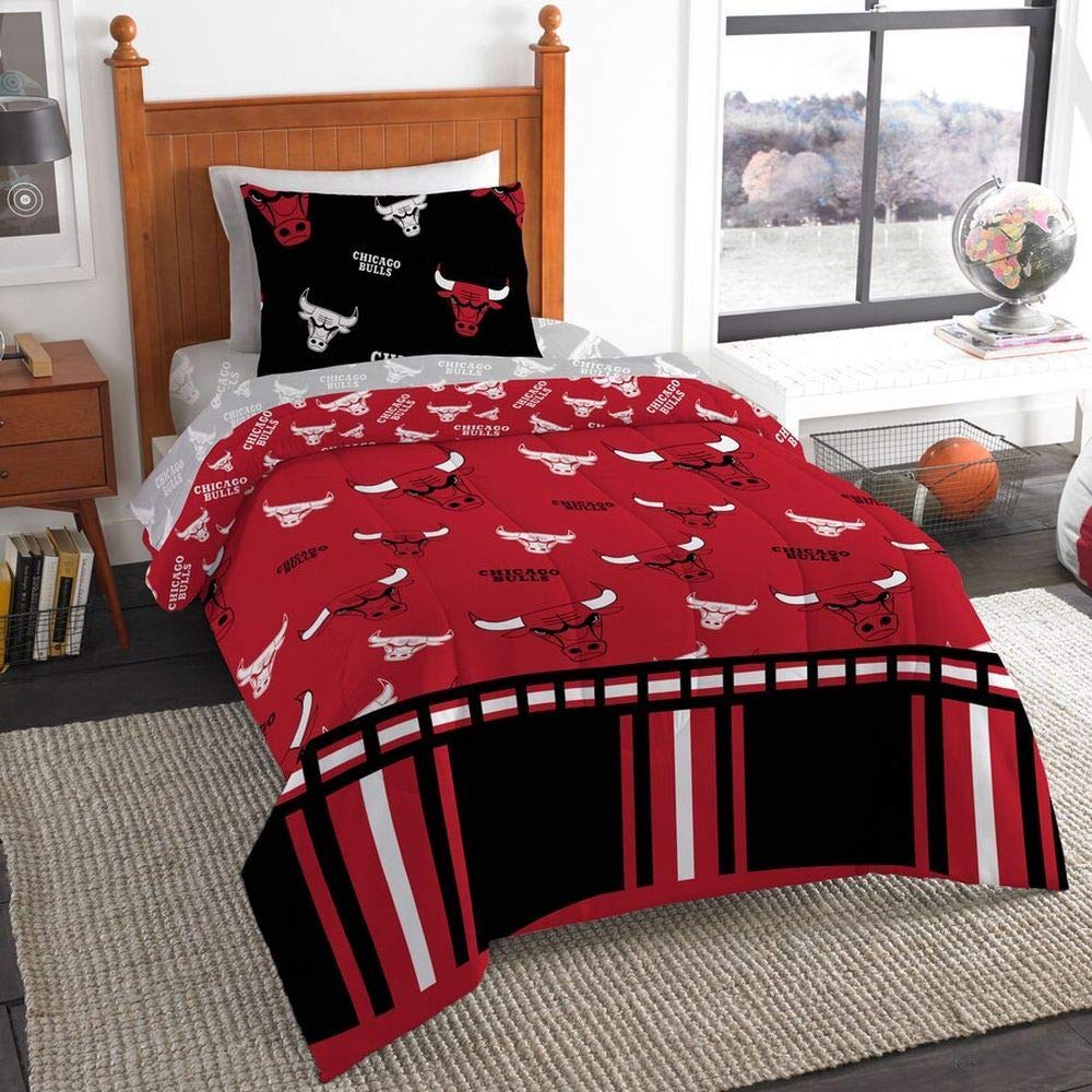 Amazon Com Hnu Nba Chicago Bulls Twin Comforter Set Red