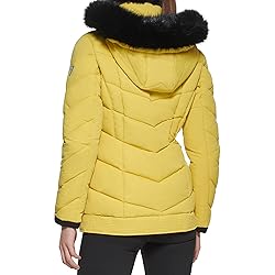 GUESS Women's Midweight Puffer Jacket, Hooded