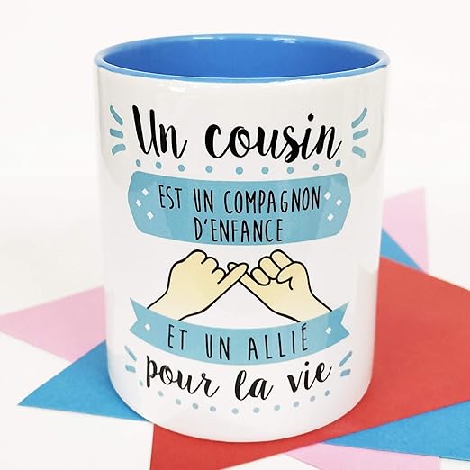 Nos Pensees Tasse Phrases Et Dessins Amusants Un Cousin Est Un Compagnon D Enfance Et Un Allie Pour La Vie Cadeau Original Pour Un Cousin Amazon Fr Cuisine Maison