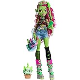 Monster High Venus McFlytrap Doll | Plant Monster in Graphic Tee with Pet Cat Chewlian &amp; 7 Accessories like Backpack, Notebook, Snacks &amp; More​​​