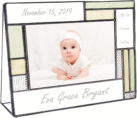 Amazon Com Marco De Fotos De Bebe Personalizado Verde Y Amarillo Grabado Vidrio 4x6 Foto Horizontal Decoracion De Guarderia Regalo Recien Nacido Para Nina O Nino J Devlin Pic 430 46h Ep530 Home
