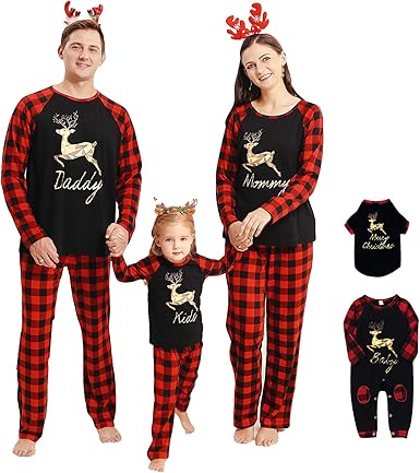 mom dad and baby matching pajamas