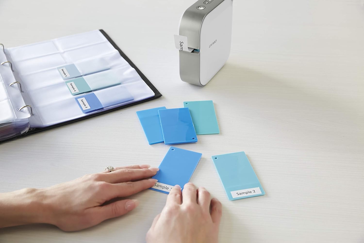 DYMO MobileLabeler Label Maker with Bluetooth Smartphone Connectivity (1982171) : Electronics
