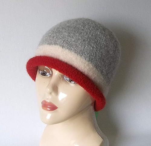 flapper style hat