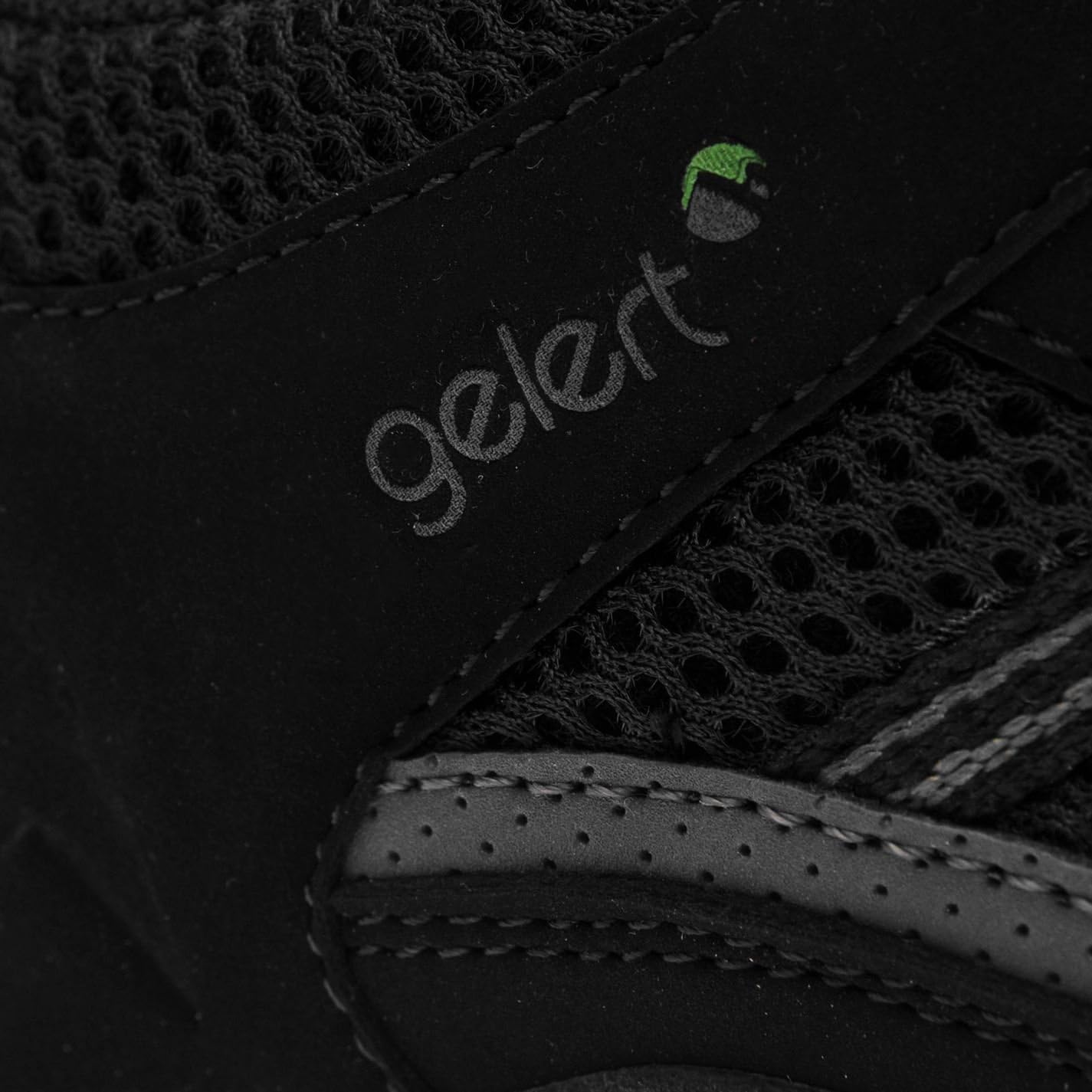 gelert rocky walking shoes