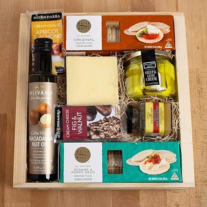 Amazon Com Igourmet Australian Classic Gourmet Gift Basket Collection For A Lover Of Australia S Cuisine Cheese Honey Macadamia Nut Oil And Australian Water Wheels Gourmet Cheese Gifts Grocery Gourmet Food