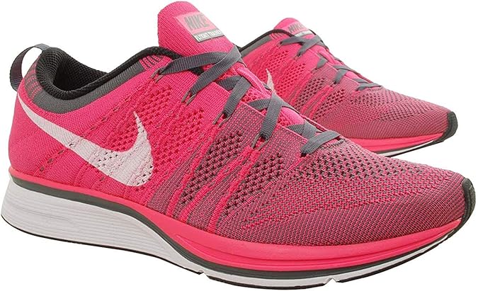 nike pink mens trainers