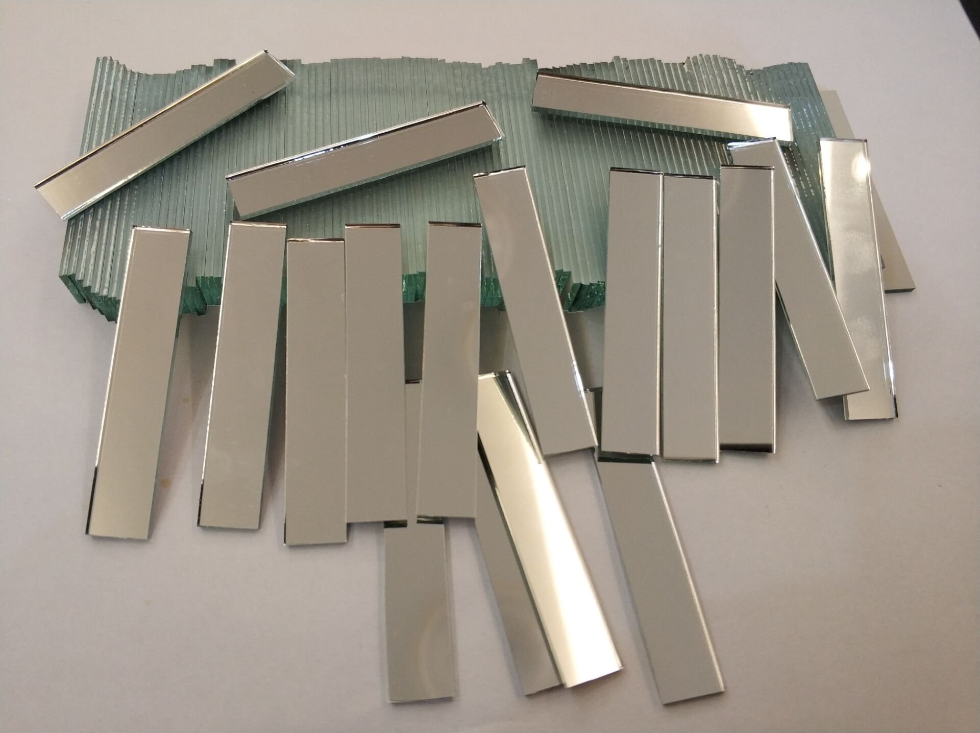 RUIXUAN 3/8x2inch Small Glass Rectangle Craft Mirrors Bulk 120 Pieces Mosaic Tiles