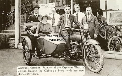 Amazon Com Onlyclassics 20 S Harley Davidson Motorcycle Sidecar Dealer Photo Gertrude Hoffman Chicago Il Photographs