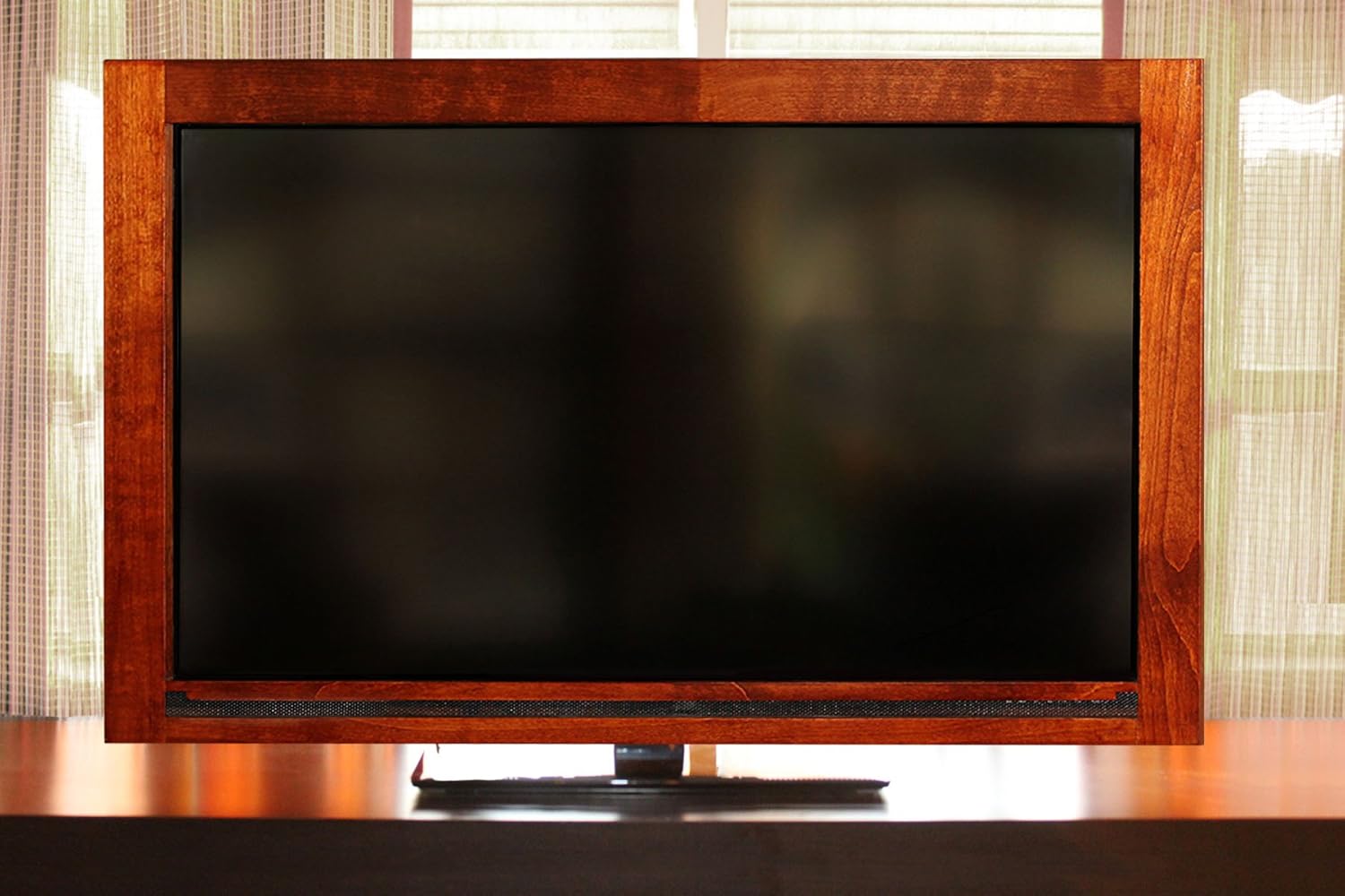 TV Frames Now 32 inch Golden Oak Universal TV Frame Amazon.co.uk