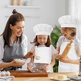 Bouiexye Kids Apron and Chef Hat Set Adjustable with 2 Pockets White view 6